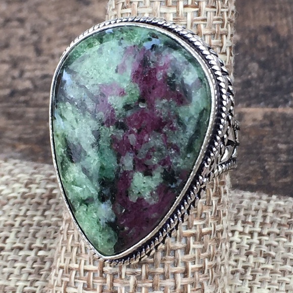 Ruby in Zoisite Stone Ring Size 8.25 - Picture 2 of 12
